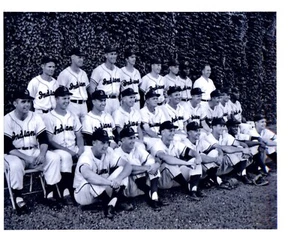 Foto 1957 Cleveland Indians Team 8x10 Ohio Baseball Hof - Imagen 1 de 1
