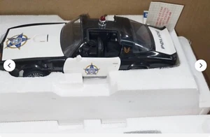 Franklin/Danbury mint 1:24 1977 Pontiac Trans Am Police Patrol classic model 118 - Picture 1 of 13