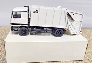 Conrad 1/50 Haller Art No. 4039/01 Mercedes Garbage Truck Made in Germany - Picture 1 of 9