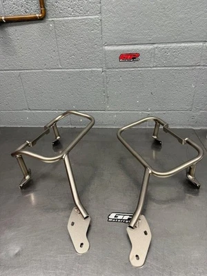 BOLSAS LATERALES MOTO GUZZI V85 PRE 2025 VERSIÓN AVENTURA 2S001342 Foto 1 de 4