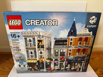 LEGO CREATOR: Cuadrado de montaje (10255) Foto 1 de 4