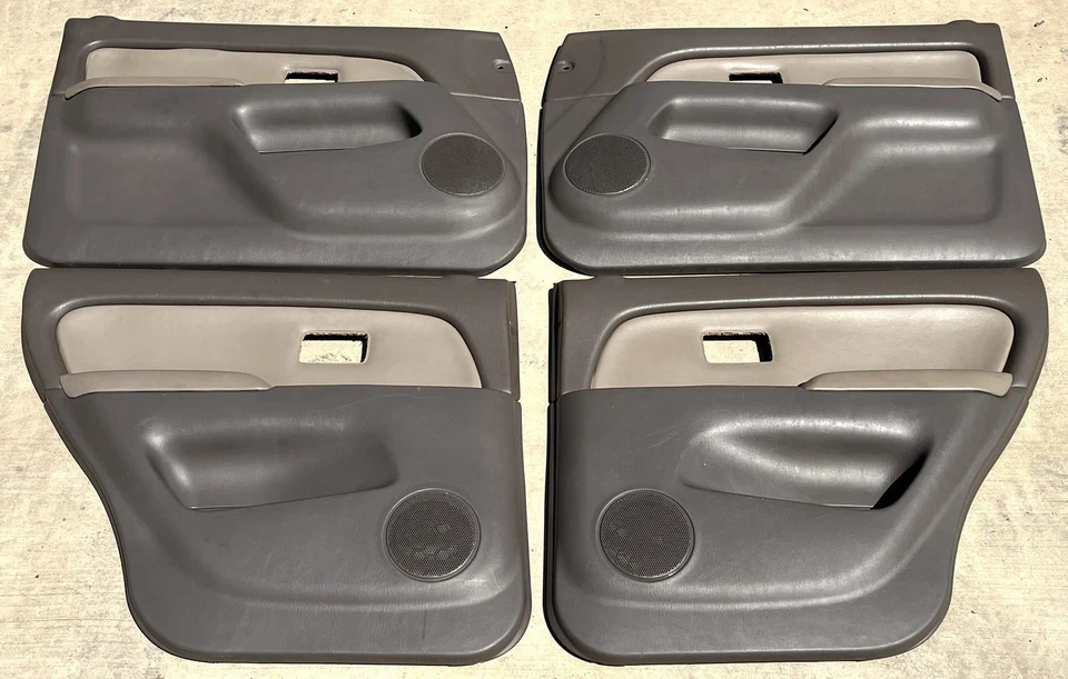 1996 - 2002 年丰田 4Runner 门板 4 件套棕褐色皮革内部装饰原始设备制造商 — 第 1/4 张图片