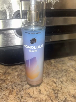 BATH AND BODY WORKS HONOLULU SUN FRAGRANCE BODY MIST 8 FL OZ NEW - Image 1 of 2