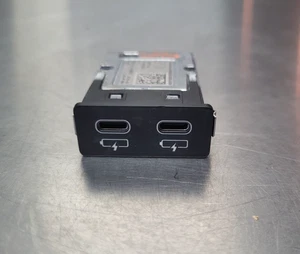 2016-2021 BMW X1 X2 X3 X4 228i Center Console USB C-Port Bush Dual OEM 8711938 - Picture 1 of 8