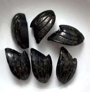 12 Vintage Glass Leaf Cabochons Black Gold Petal Molded 17.5x10.5mm Czech C1-116 - Picture 1 of 13
