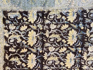 Antique Print Cloth, South Asian  ca.1900; 3’8” x 4’5” / 112 x 134.7cm.  - Picture 1 of 9