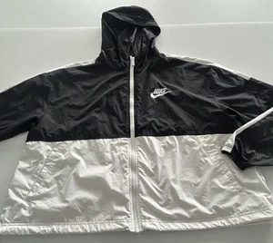 Nike Sportswear Black White Long Sleeve Lightweight Windbreaker Jacket Youth XL - Picture 1 of 8