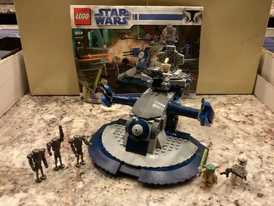 Lego Star Wars: #8018 Armored Assault Tank 100 % Complete w Manual & 7 Figures - Image 1 of 4