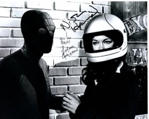 NICHOLAS HAMMOND and JOANNA CAMERON signed 8x10 THE AMAZING SPIDER-MAN photo - Picture 1 of 1
