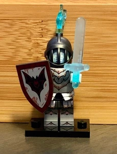 Lego Collectible Minifigure - Series 19 - 71025 - Fright Knight - Picture 1 of 1