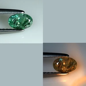 0,62 ct Wertvoller Ovalschliff (6 x 4 mm) grüner natürlicher unbeheizter Alexandrit - Bild 1 von 3