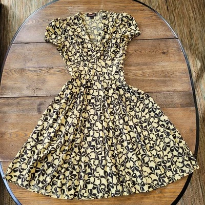 Trashy Diva Doll Dress 2 Yellow Bows Rayon Fit Flare Rockabilly Swing Retro 40s - Изображение 1 из 4