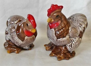 Estatuillas de pollo DeLee Art California gallina y gallo marrón goteo moteado como nuevas - Imagen 1 de 10