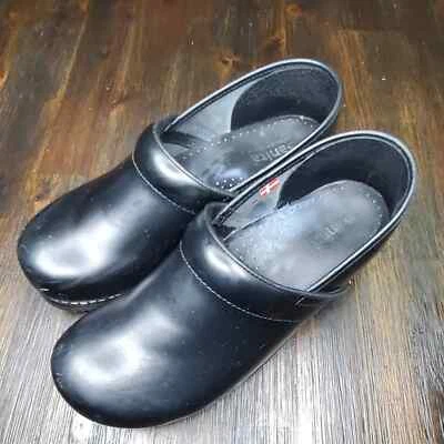 Zuecos cerrados Sanita 'Professional Smooth' en negro 11 Foto 1 de 4