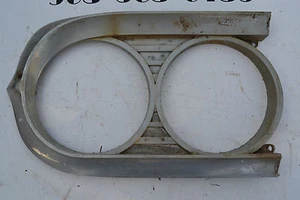 Edsel 1959: bisel del faro izquierdo  - Imagen 1 de 7