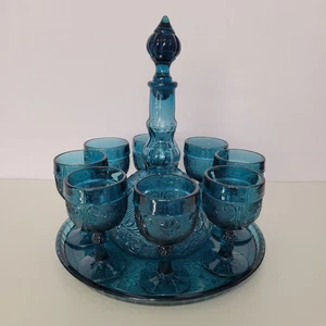 Vintage Diadem Sandwich Glas Zweihundertjährig Blau Karaffe Set mit 8 Kelchen und Tablett - Bild 1 von 18