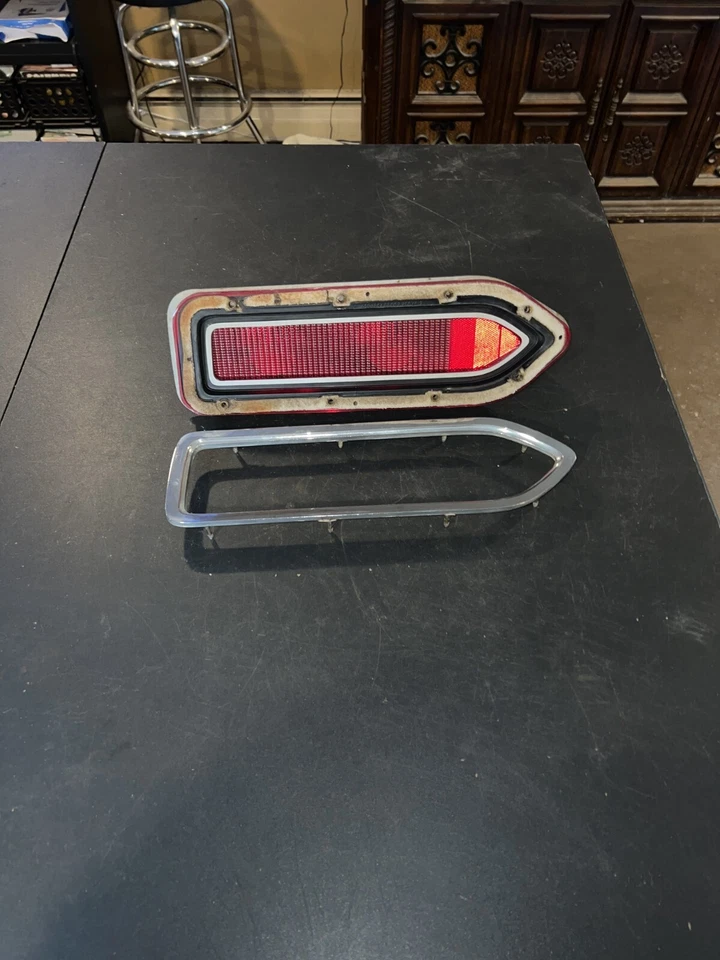 1970 Plymouth Satellite Belvedere Задний фонарь со стороны водителя 70 Mopar LH ИЗЯЩНЫЙ - Изображение 1 из 4