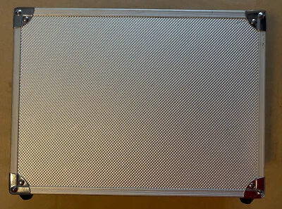 GBA SP Intec Aluminum Metal Gamer Kit Carrying Case GameBoy Advance Vintage - Image 1 of 4