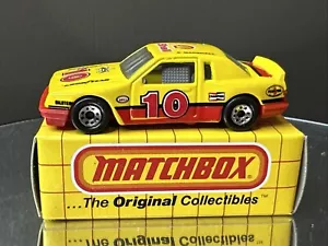 Matchbox MB 10 Buick Le Sabre - Picture 1 of 2