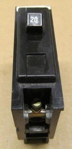 CUTLER HAMMER GQ1020 GQ CIRCUIT BREAKER  20 AMP 1 POLE 277VAC WHITE (11 AVAIL) - Picture 1 of 4