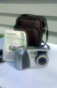 Toshiba Digital Camera Working PDR-M65 3MP Compact 3x Optical Zoom LCD Screen - Picture 1 of 13