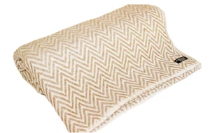 Chevron 100% Himalaya Lanzamiento de Cachemira/Beige 54""x108"" - Zona de Artesanía Nepalí - Imagen 1 de 5