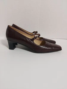 lady shoe, ANN TAYLOR, elegant, size 6.5 M, brown, low heel - Picture 1 of 12