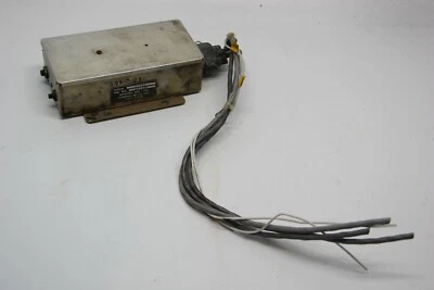 Piper Seneca Mitchell Glideslope 耦合器组件,P/N: 751-300 / 1C493 — 第 1/4 张图片