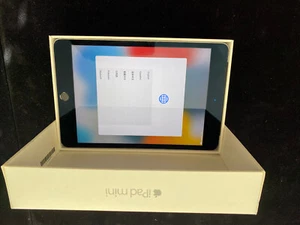 Apple iPad4 mini  A1550 Wifi or Cellular - 32GB - Gray Silver Gold Bundle + case - Picture 1 of 6