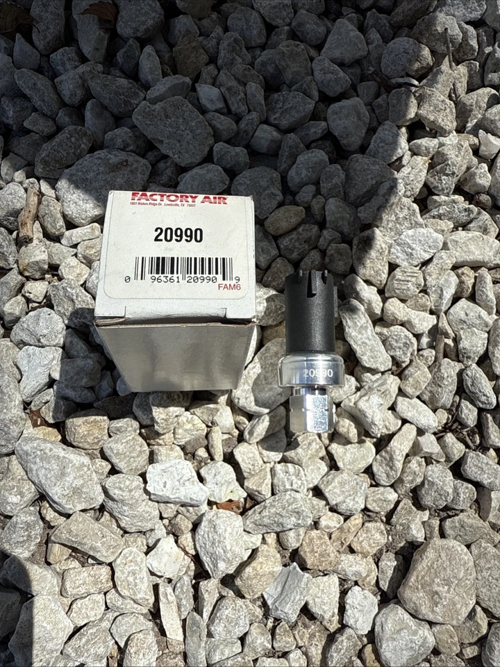 Transductor de presión montado en el sistema Four Seasons 20990 Foto 1 de 1