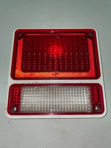 1971-1984 GMC Chevrolet G-Series Vans G10 G20 Taillight Lens 2 5963147, 5962558 - Picture 1 of 12