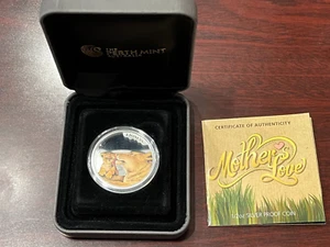 2014 Mother's Love Lion & Cub 1/2oz Silver Coin - Tuvalu - Perth Mint - Picture 1 of 6