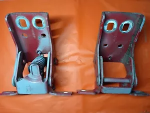 94-02 Dodge Ram 2500 1500 Pickup Truck Right Upper & Lower Door Hinges Set Red - Foto 1 di 8