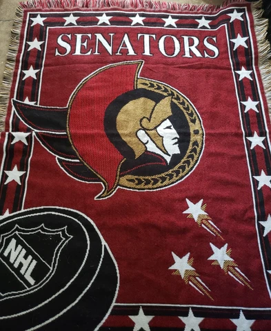 VTG Ottawa Senators Canadain NHL Hockey Tapestry Throw 43x54 Red Gold Black Cover