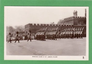 Changing Guard St James's Palace London RP pc unused  Tuck Ref F487 - Picture 1 of 1