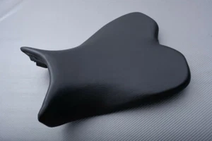 Front / Riders / Driver Seat OEM Type YAMAHA YZF R1 YZF-R1 RN22 2012-2014 - Picture 1 of 3