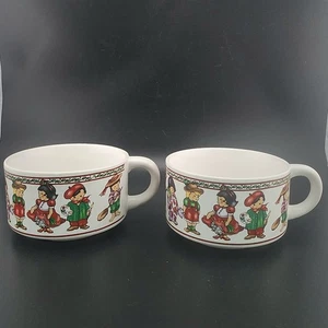 Set 2 Vintage Holiday K I C Weihnachten Suppentasse Kinder auf der ganzen Welt 12 Unzen - Bild 1 von 11