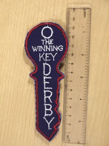 Vintage 1970's Rare Cloth Patch Badge Derby County FC The Winning Key Derby - Picture 1 of 2