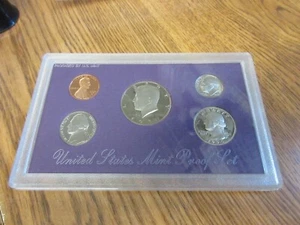 U.S. MINT 1990-S 5 Coin Proof Set, Full Steps 1 & 5 Cents - Picture 1 of 2