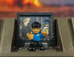 Hasbro Fighter Pods Micro Hereos Star Trek Spock S1-02 Cake Topper Figure K1281C - Picture 1 of 1
