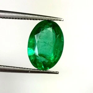 2.66ct Natural Zambian Emerald oval top green good luster gem stone - Picture 1 of 5