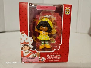 Cheebee TLS Strawberry Shortcake 40th Orange Blossom 2023 Series 1 Scented 2.5" - Picture 1 of 8