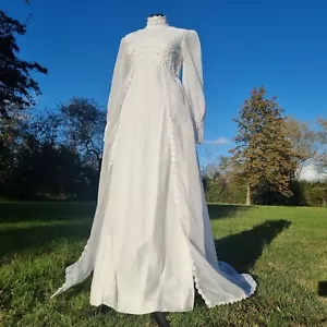 Vintage 70er Jahre Mittelalter Revival Empire Line Brautkleid mit Cape Schleppe Größe 8 - Bild 1 von 7