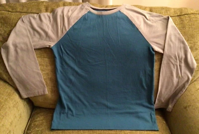 CAMISA SONOMA = NIÑOS TALLA L = AZUL Y GRIS LIGERA CUELLO REDONDO MANGA LARGA Foto 1 de 4