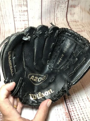 Wilson Youth Black Baseball Glove 10 1/2" A200 Dual Hinged A0202 XLC RHT - Image 1 of 4
