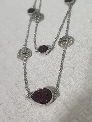 Collar Ann Taylor Factory Tono Dorado Rojo Oscuro Cuentas/Cristal Capas 35" Largo Foto 1 de 4