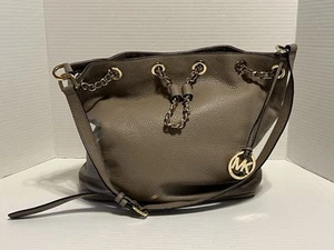 Michael Kors Handtasche Pebbled Leather Drawstring Chain Strap Dark Beige - Bild 1 von 20