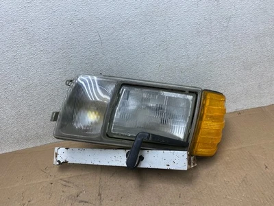 Faro halógeno del lado izquierdo del conductor Mercedes-Benz W126 1986 a 1991 OEM R7732 DW Foto 1 de 4