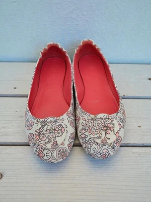 Tory Burch Hicks Garden Minnie Viagem Balé Estampado Couro Napa Tamanho 8M LEIA - Imagem 1 de 4