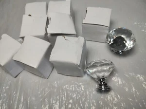 Menge 9 glasklar mit silbernen Möbelknöpfen 1 und 1/8" Durchmesser - Bild 1 von 1
